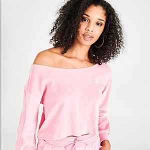 🌸💓Pink Core Adidas Off the shoulder crop